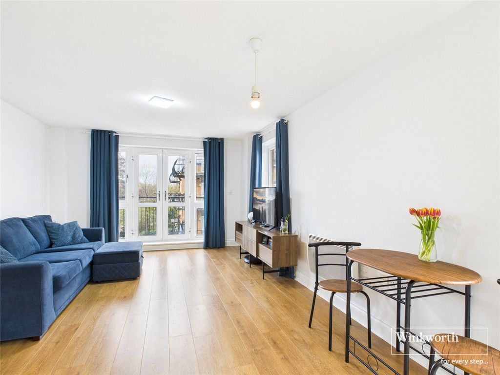 Property photo 2 of 13 Picture No. 04