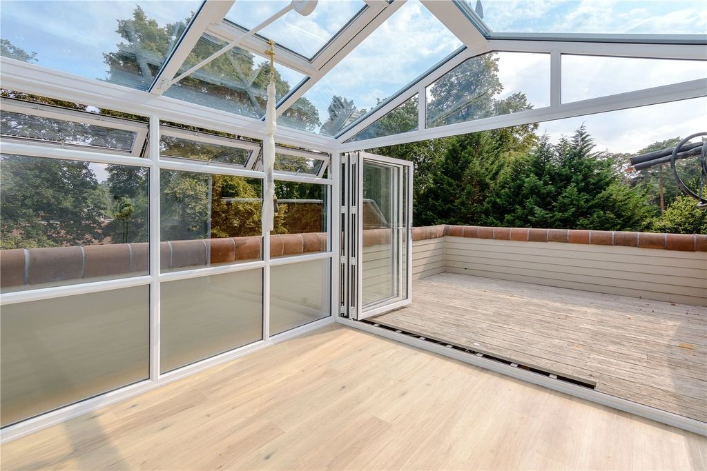 Property photo 2 of 15 Picture No. 61