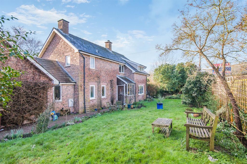 Property photo 1 of 49