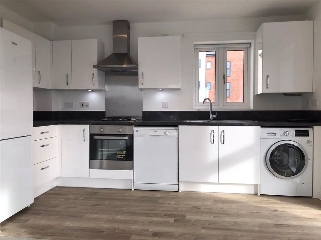 Property photo 3 of 8 Picture No. 03