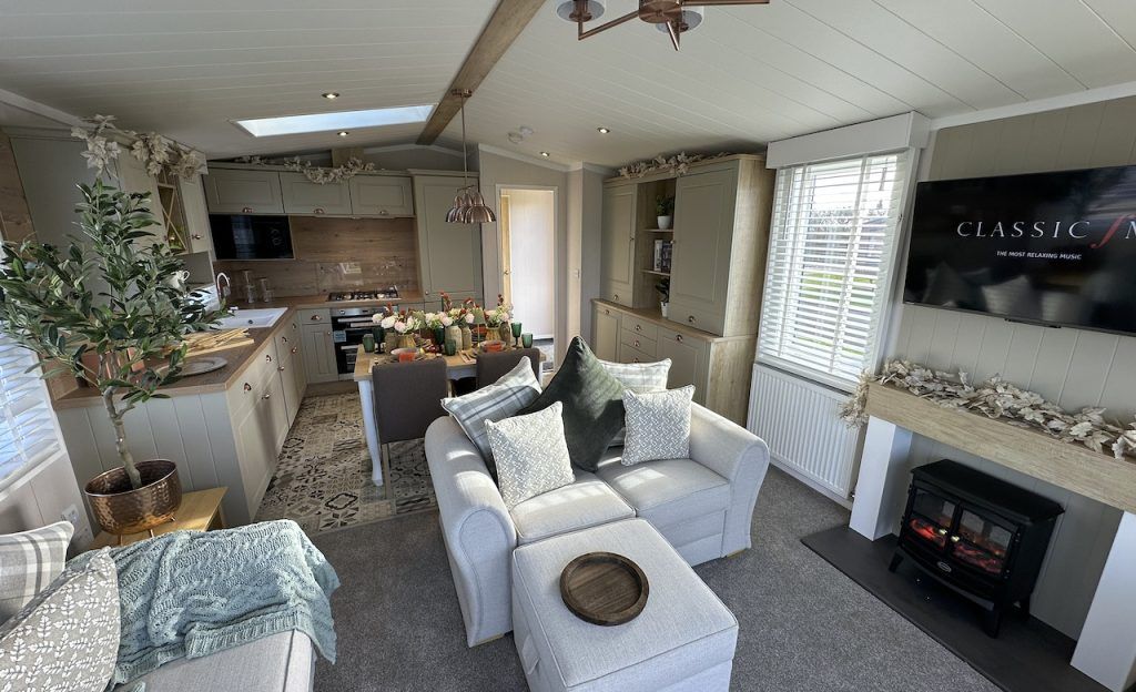 Property photo 2 of 9 Swift Vendee Lodge N09 Lrg 2.Jpg