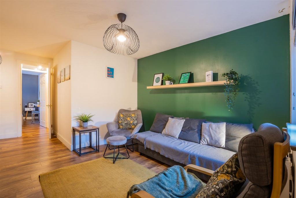 Property photo 2 of 14 31-1.Jpg