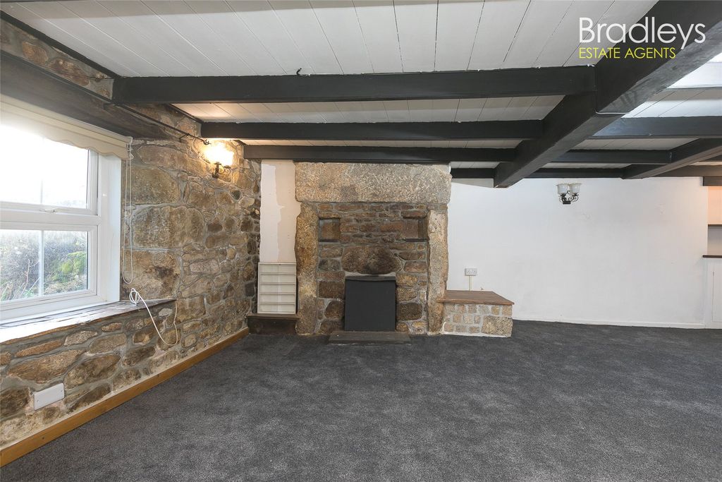 Property photo 3 of 19 Picture No. 11
