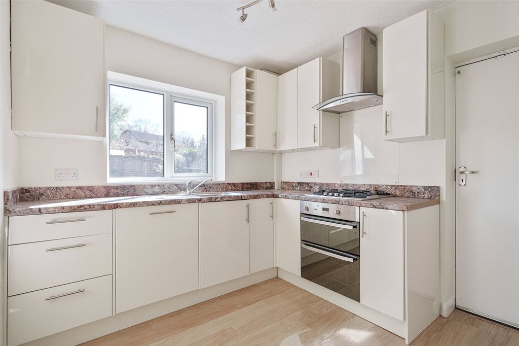 Property photo 3 of 12 Picture No. 04