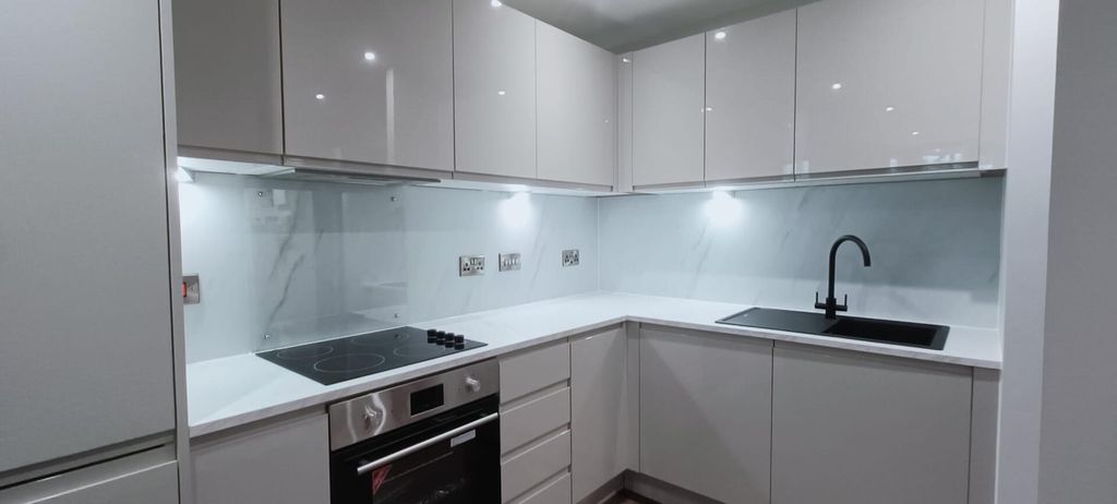 Property photo 2 of 12 Whatsapp Image 2025-10-16 At 18.06.04 (4).Jpeg