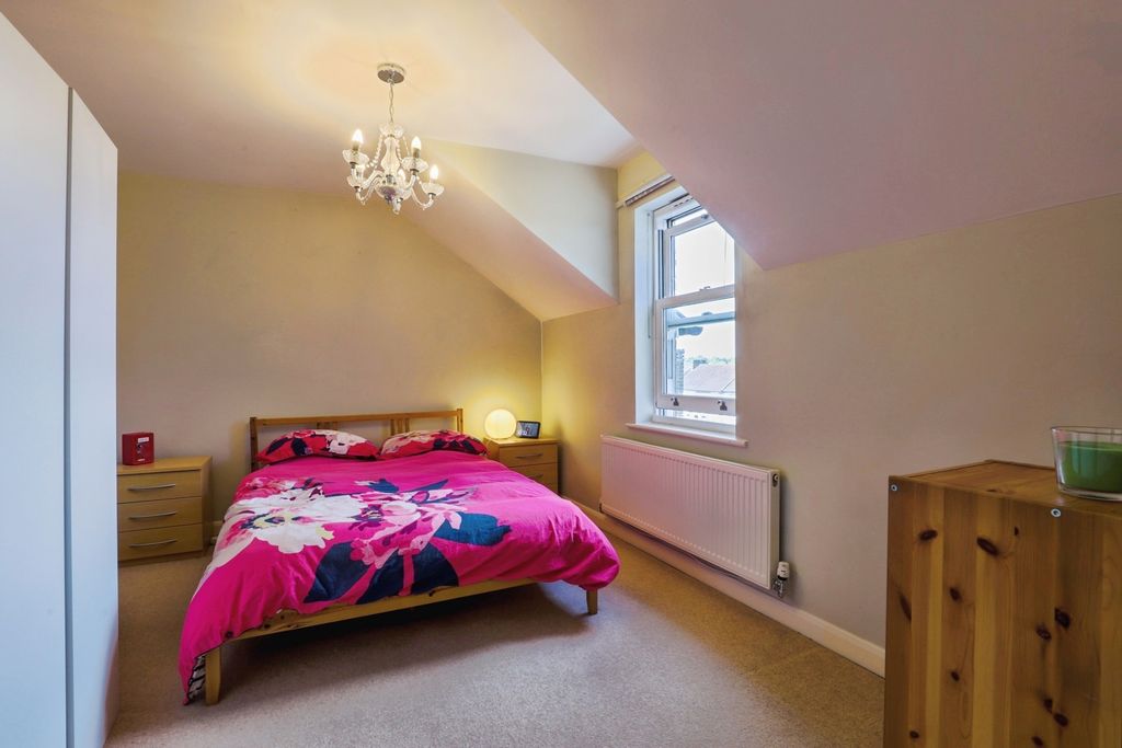 Property photo 3 of 12 Pbox-Img.Jpg