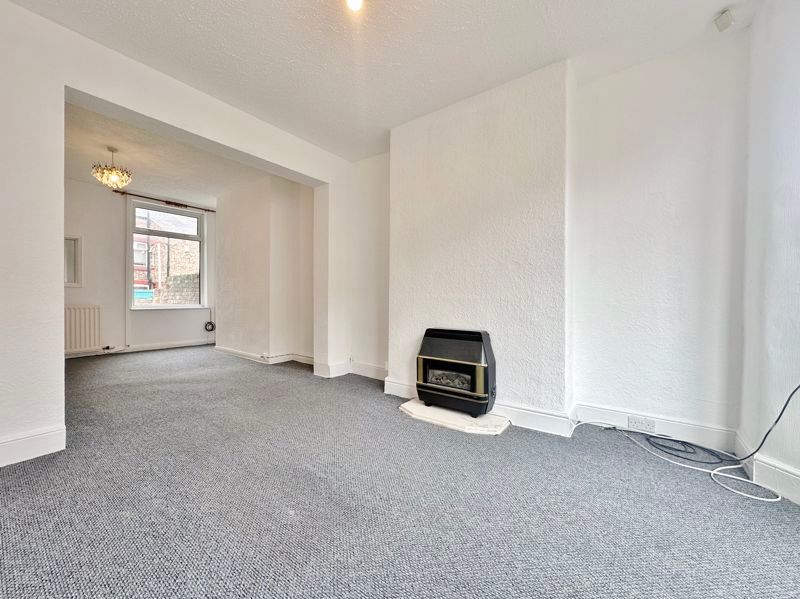 Property photo 2 of 14 Photo 3