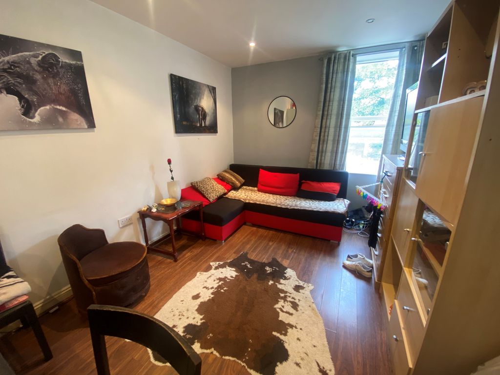 Property photo 3 of 5