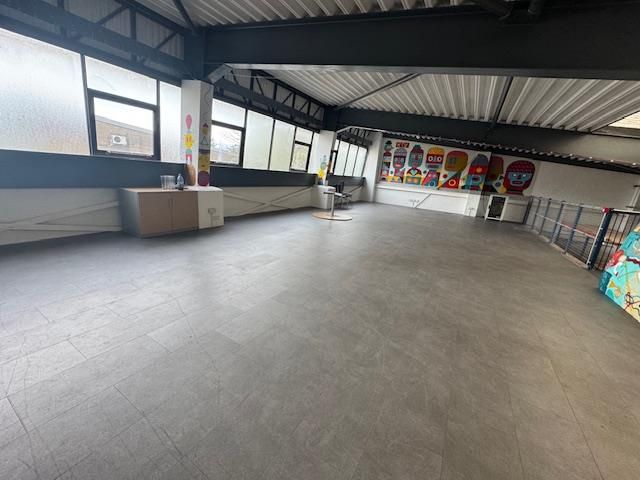 Property photo 3 of 6 Photo