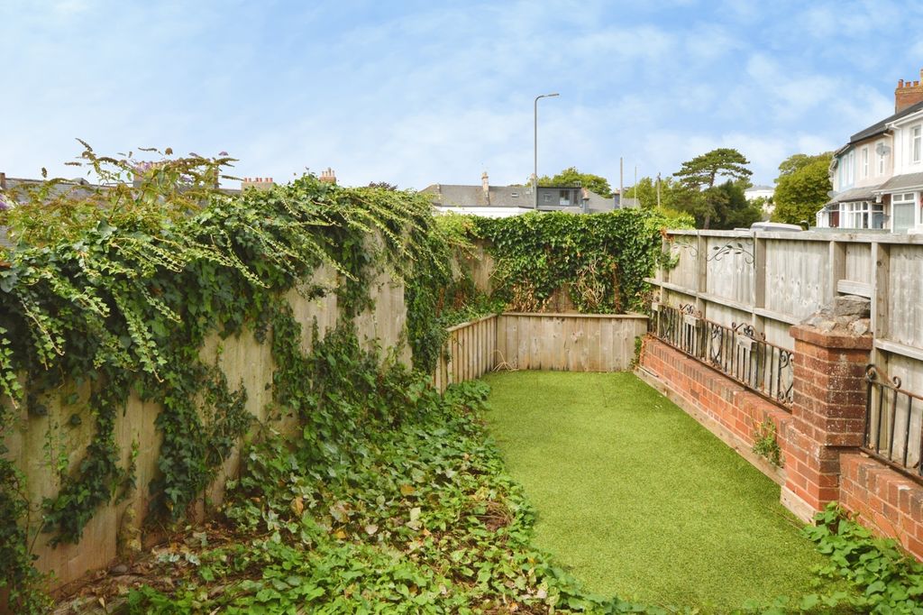Property photo 3 of 17 Pbox-Img.Jpg