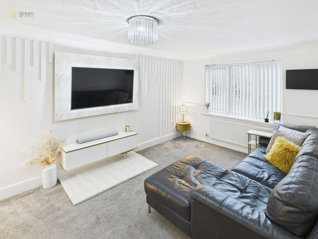 Property photo 3 of 57