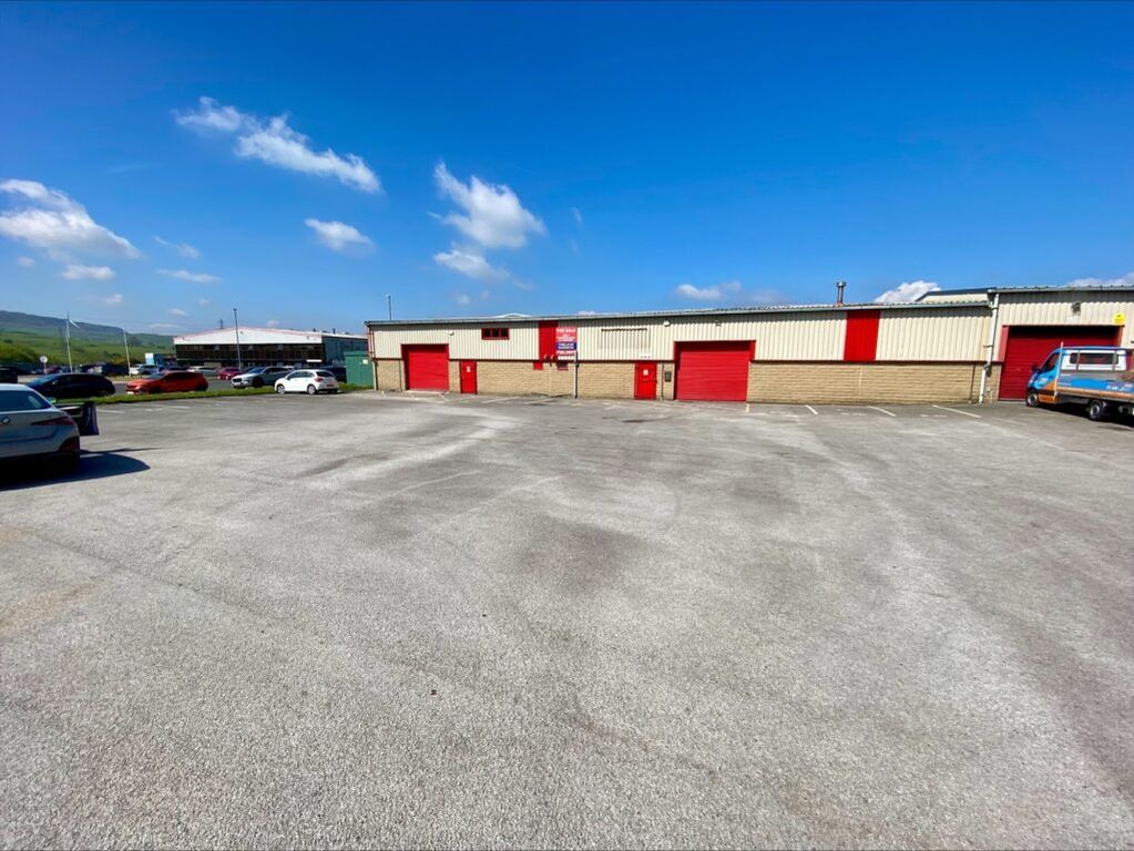 Property photo 2 of 10