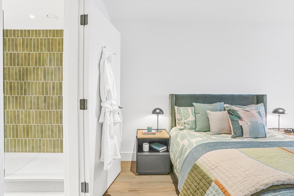 Property photo 2 of 23 Image