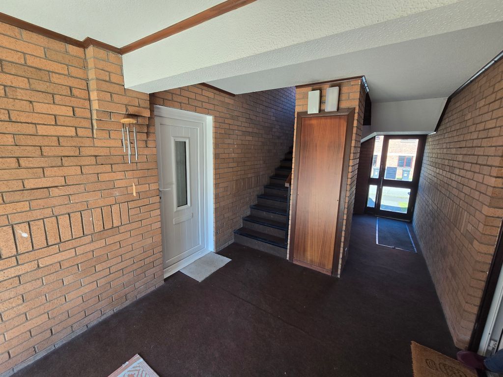 Property photo 2 of 8 2