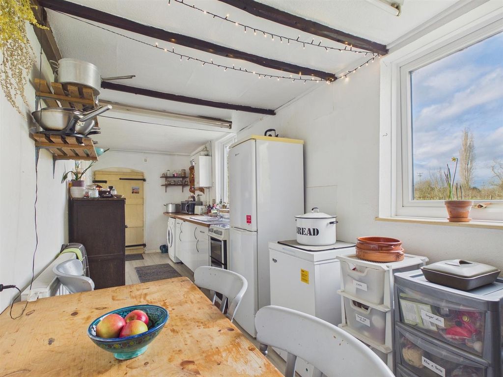 Property photo 3 of 37 Cam03972G0-Pr0261-Still011.Jpg