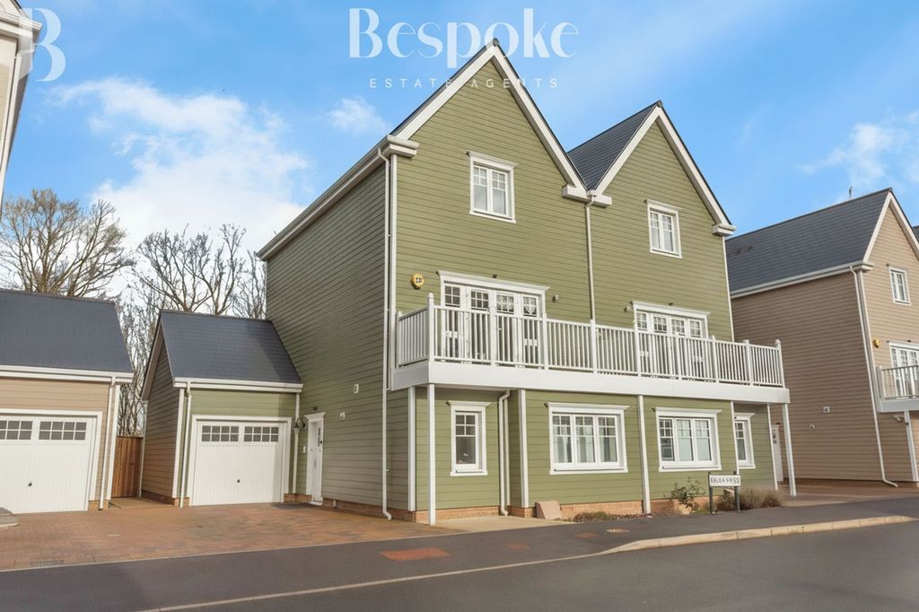 Property photo 1 of 26