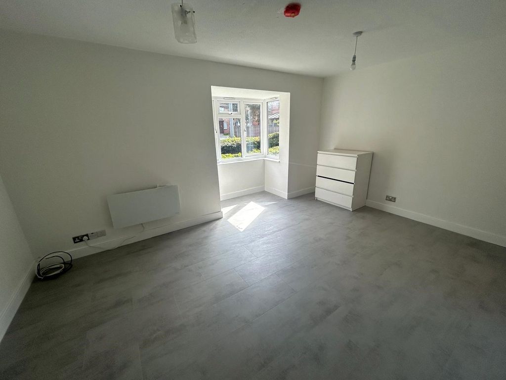 Property photo 2 of 12 Picture No. 07