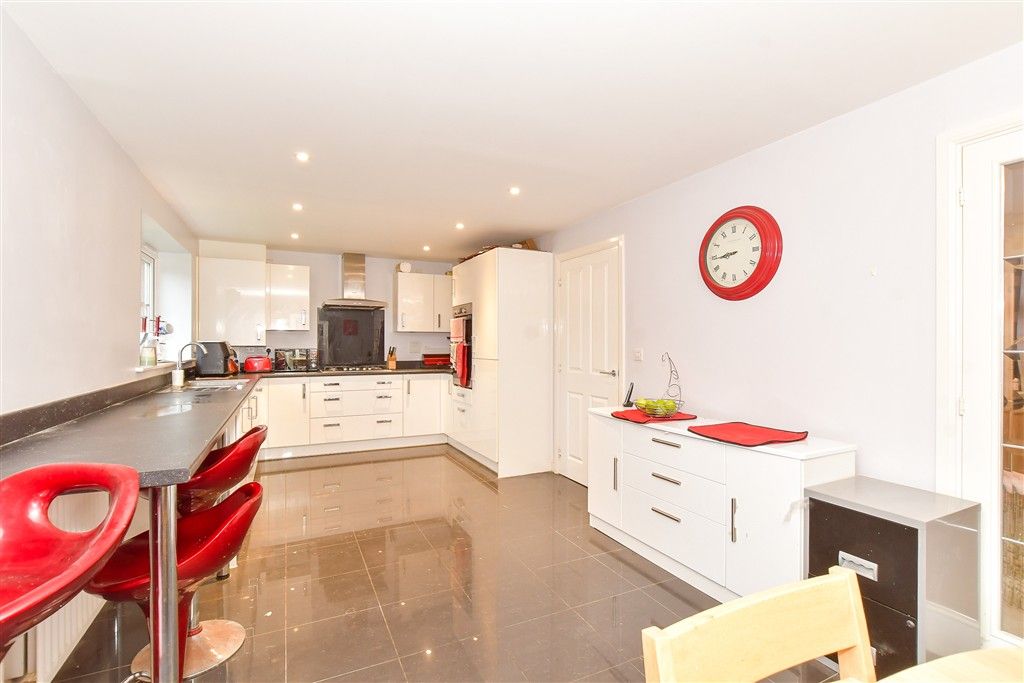 Property photo 3 of 11 Kitchen/Diner