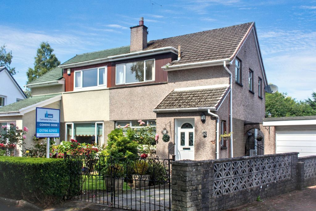 Property photo 1 of 15 Front External