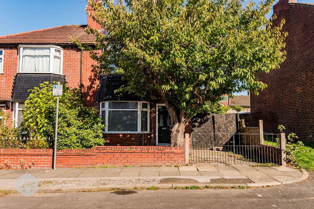 Property photo 2 of 22 Picture No. 19