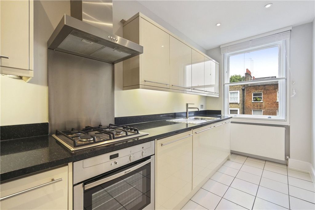 Property photo 2 of 12 Picture No. 05