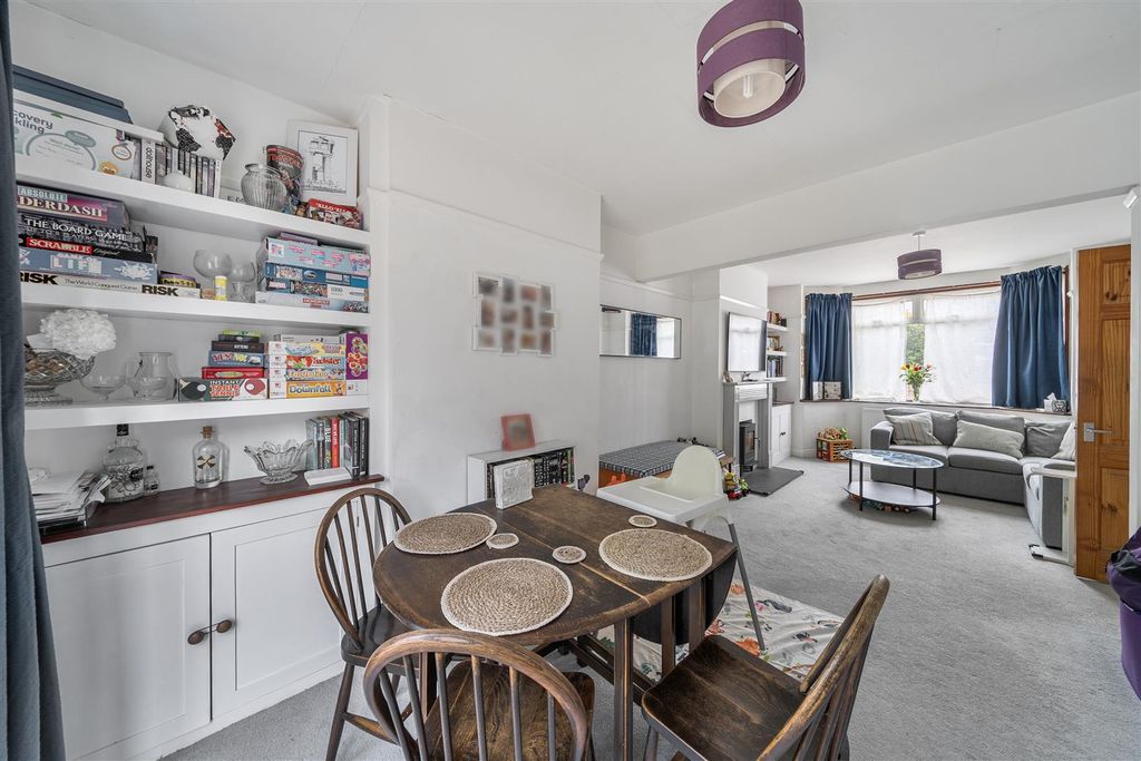 Property photo 3 of 13 1477859-14-6A313d006Ca8A.Jpg