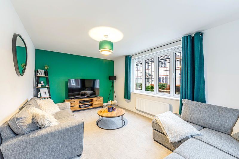 Property photo 2 of 19 Photo 5