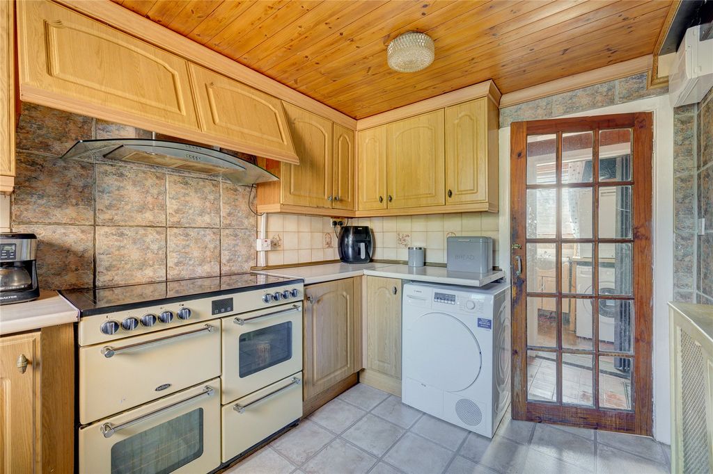 Property photo 3 of 41 Picture No. 43