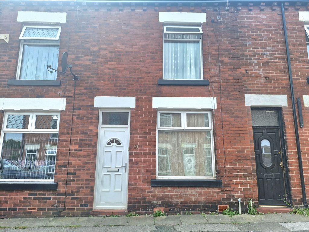 Property photo 1 of 12