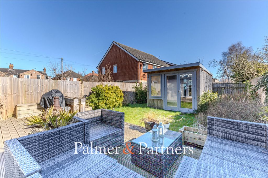 Property photo 2 of 22 Picture No. 05