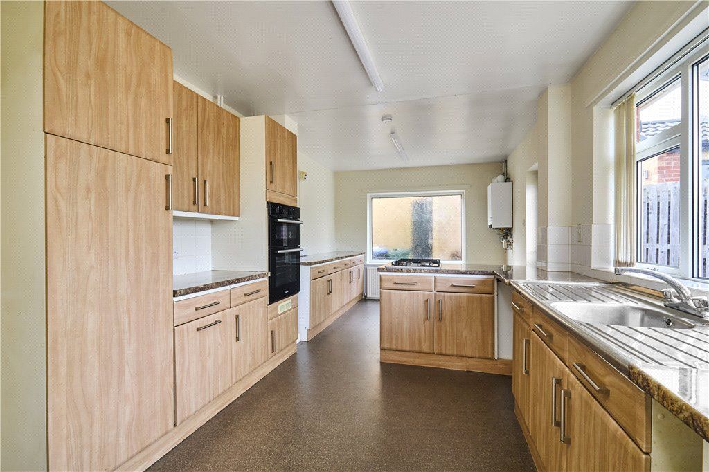 Property photo 3 of 19 Long Dining Kitchen