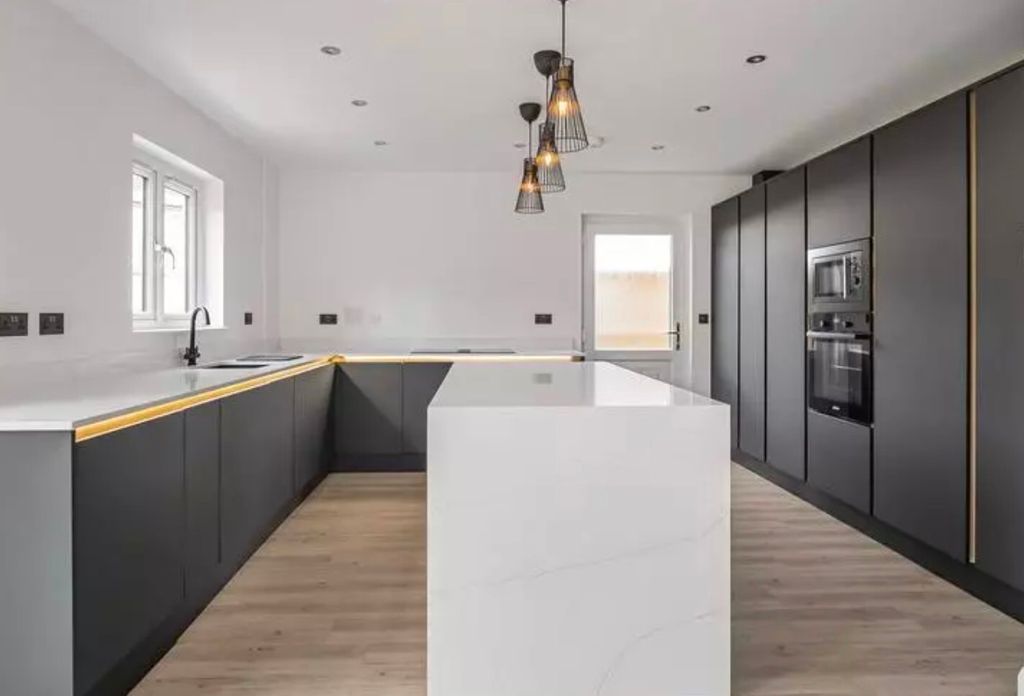 Additional image 4 of 3 bed semi-detached house to rentParc Bryn Y Groes, Ystradgynlais, Swansea SA9