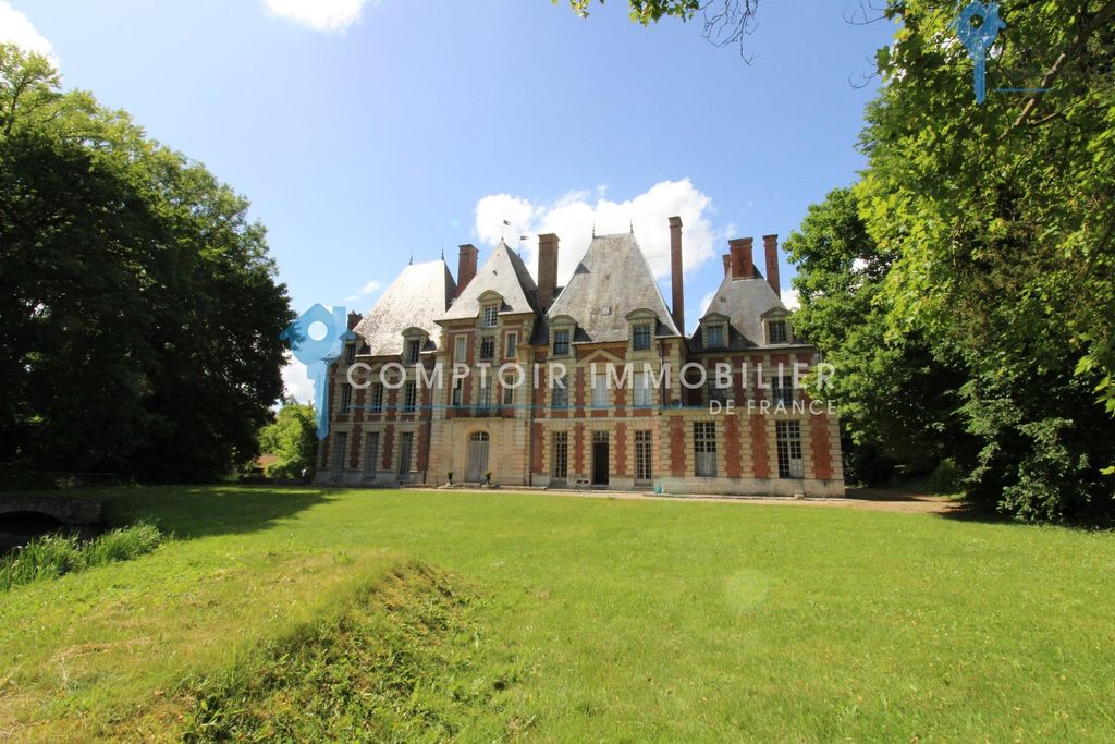 Property photo 1 of 19 Dpt Eure (27) For Sale 17th And 18th Century Castle And Its Many Outbuildings