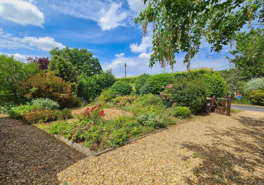 Property photo 2 of 22
