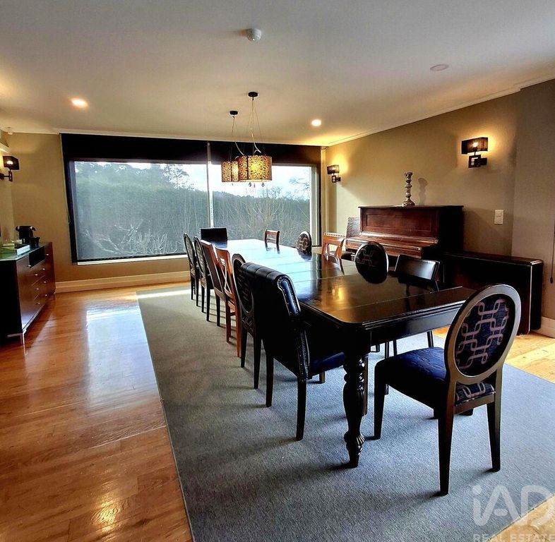Property photo 2 of 26