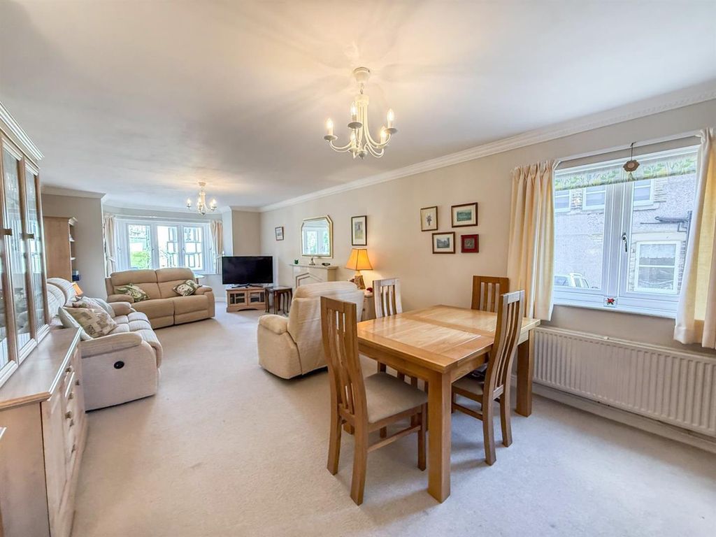 Property photo 2 of 20 Living Room.Jpeg