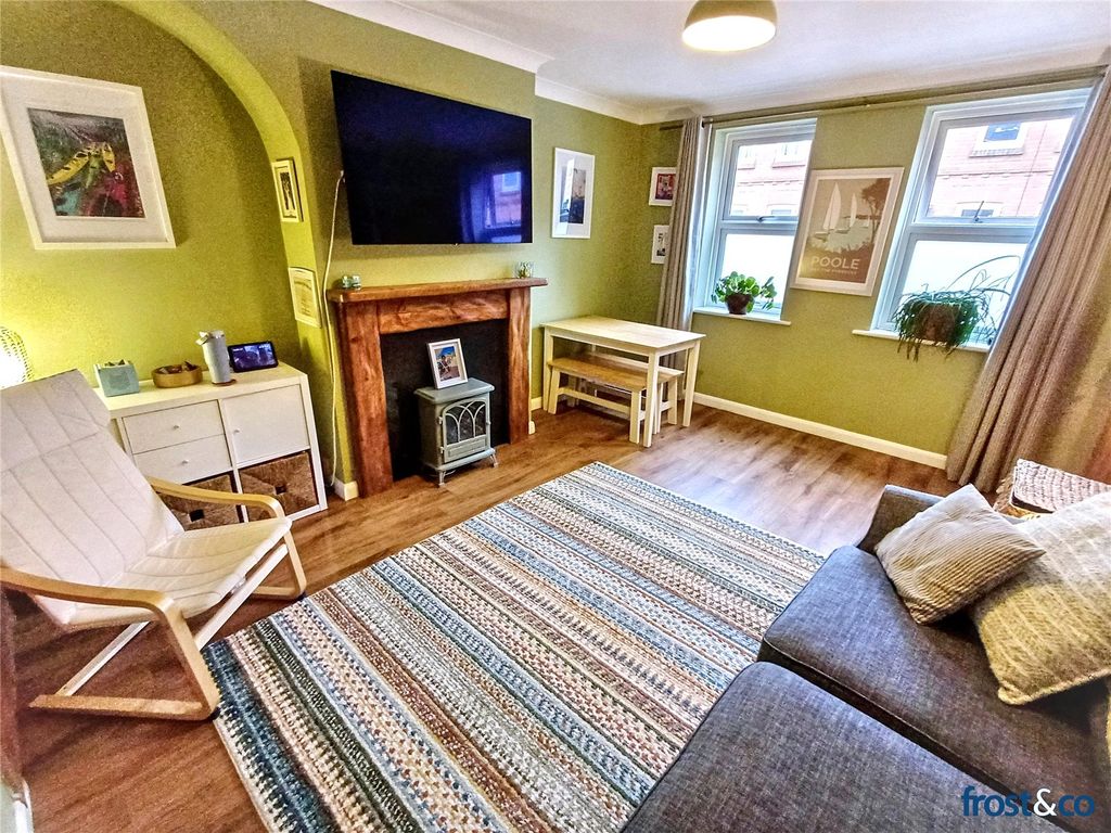 Property photo 2 of 17 Living Room