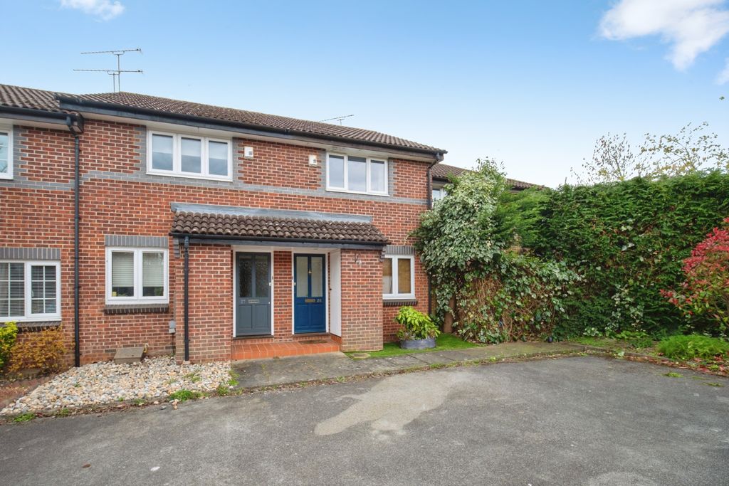 Property photo 2 of 20