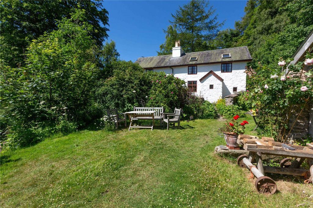 Property photo 3 of 29 Picture No. 03
