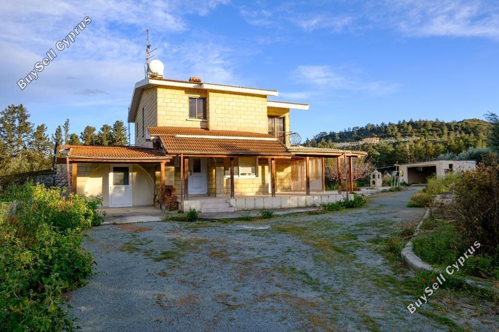 Property photo 1 of 23