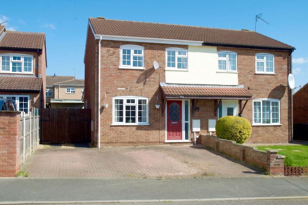 Property photo 1 of 11