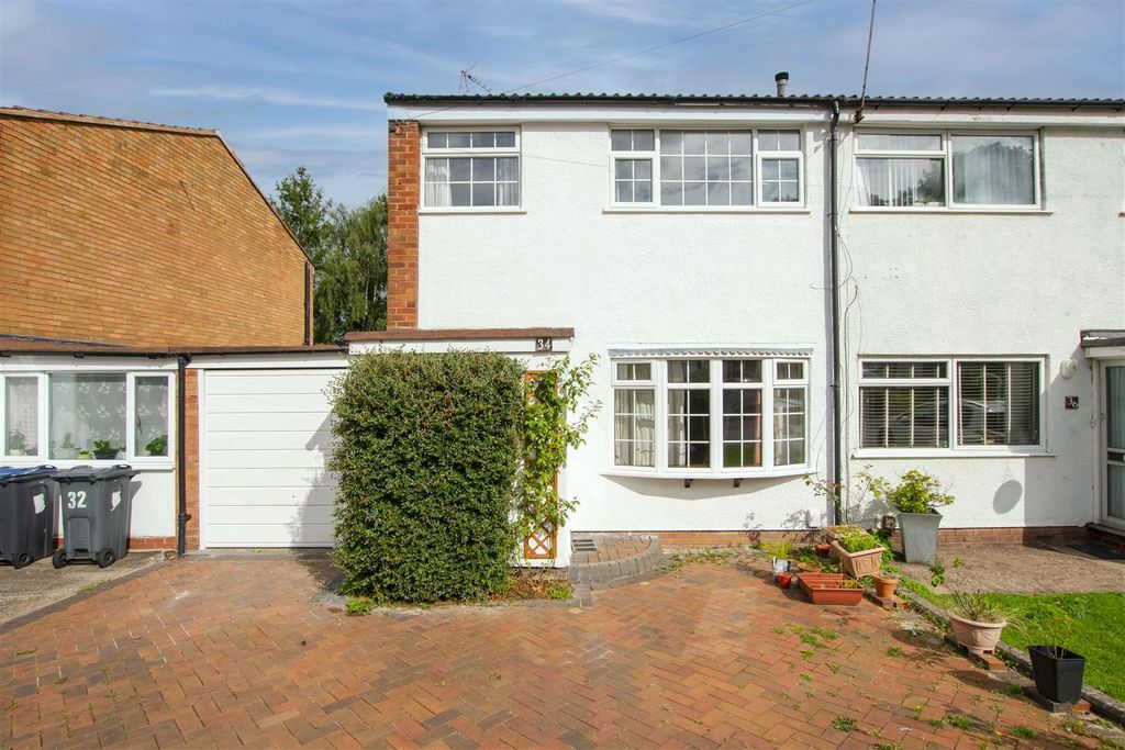 Property photo 1 of 13 Approach