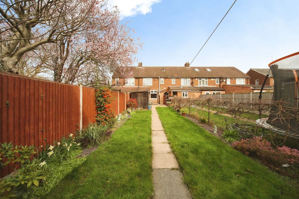 Property photo 2 of 18