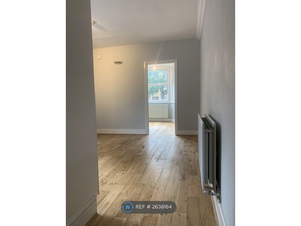 Property photo 1 of 13 Entrance
