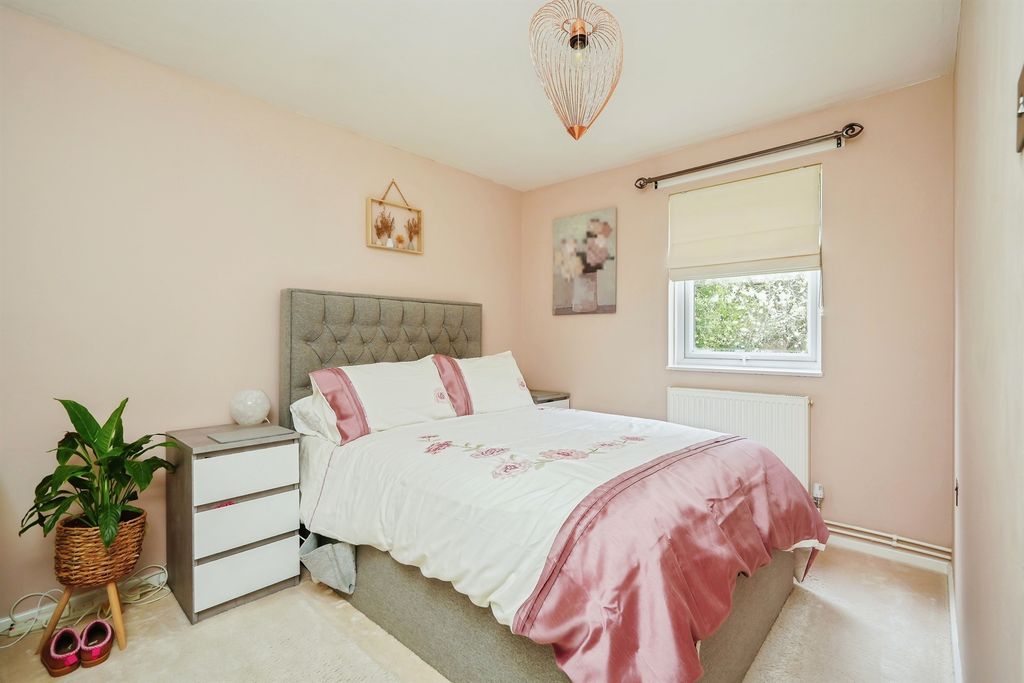 Additional image 4 of 2 bed flat for saleKibble Close, Didcot OX11