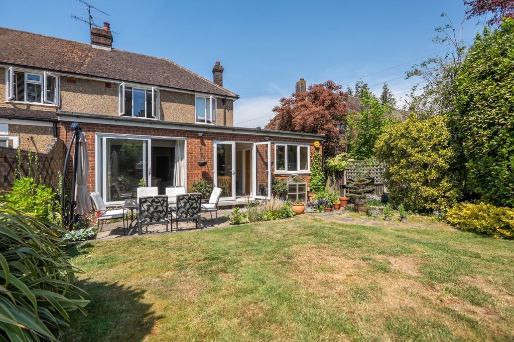 Additional image 20 of 3 bed semi-detached house for saleBarton Avenue, Dunstable, Bedfordshire LU5