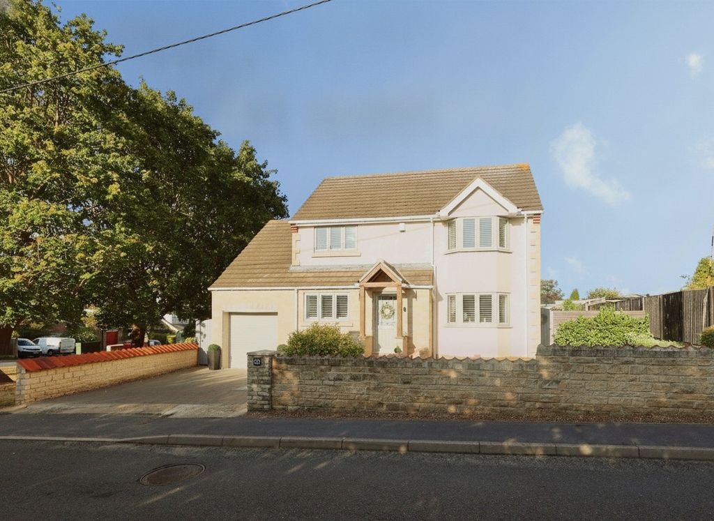 Property photo 2 of 27 5167211