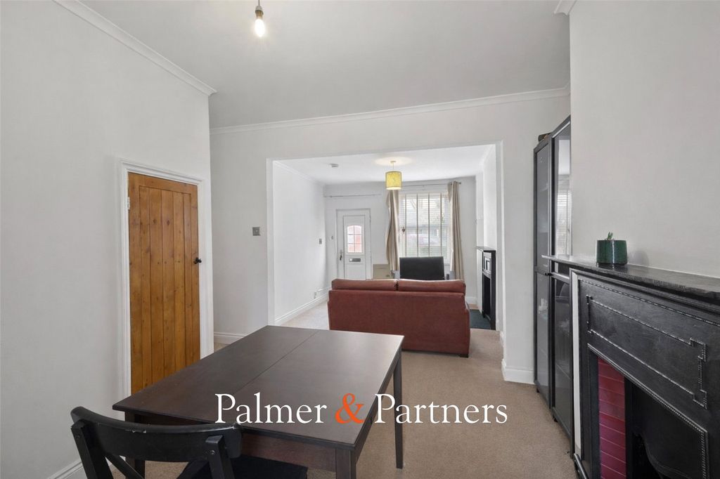 Property photo 2 of 14 Picture No. 06