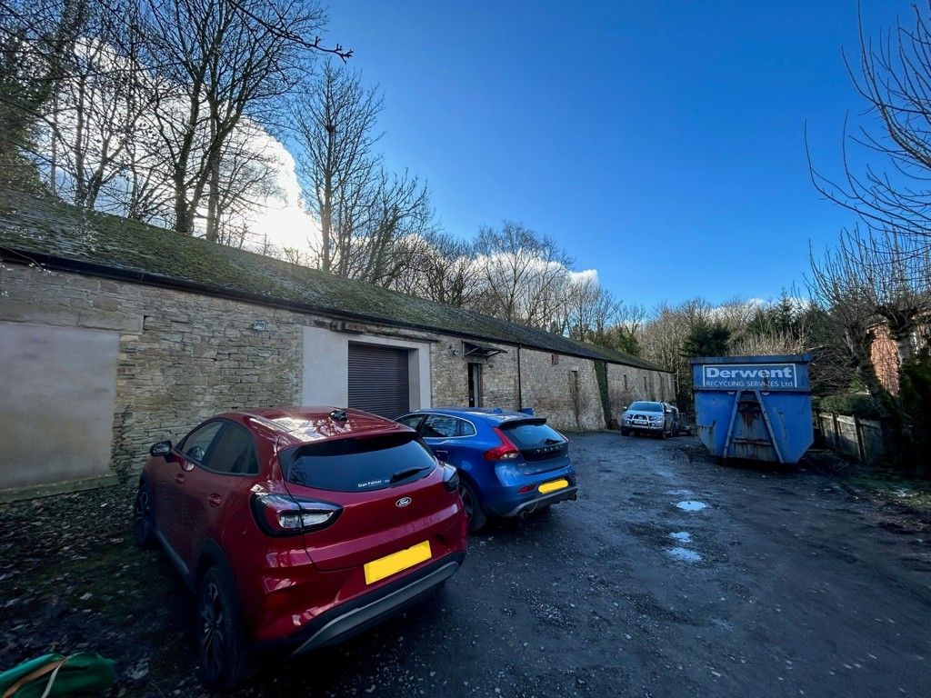 Property photo 1 of 8 Photo 9