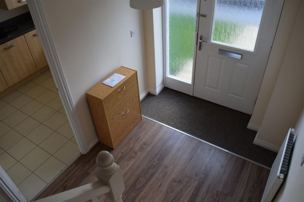 Property photo 2 of 19 1744082